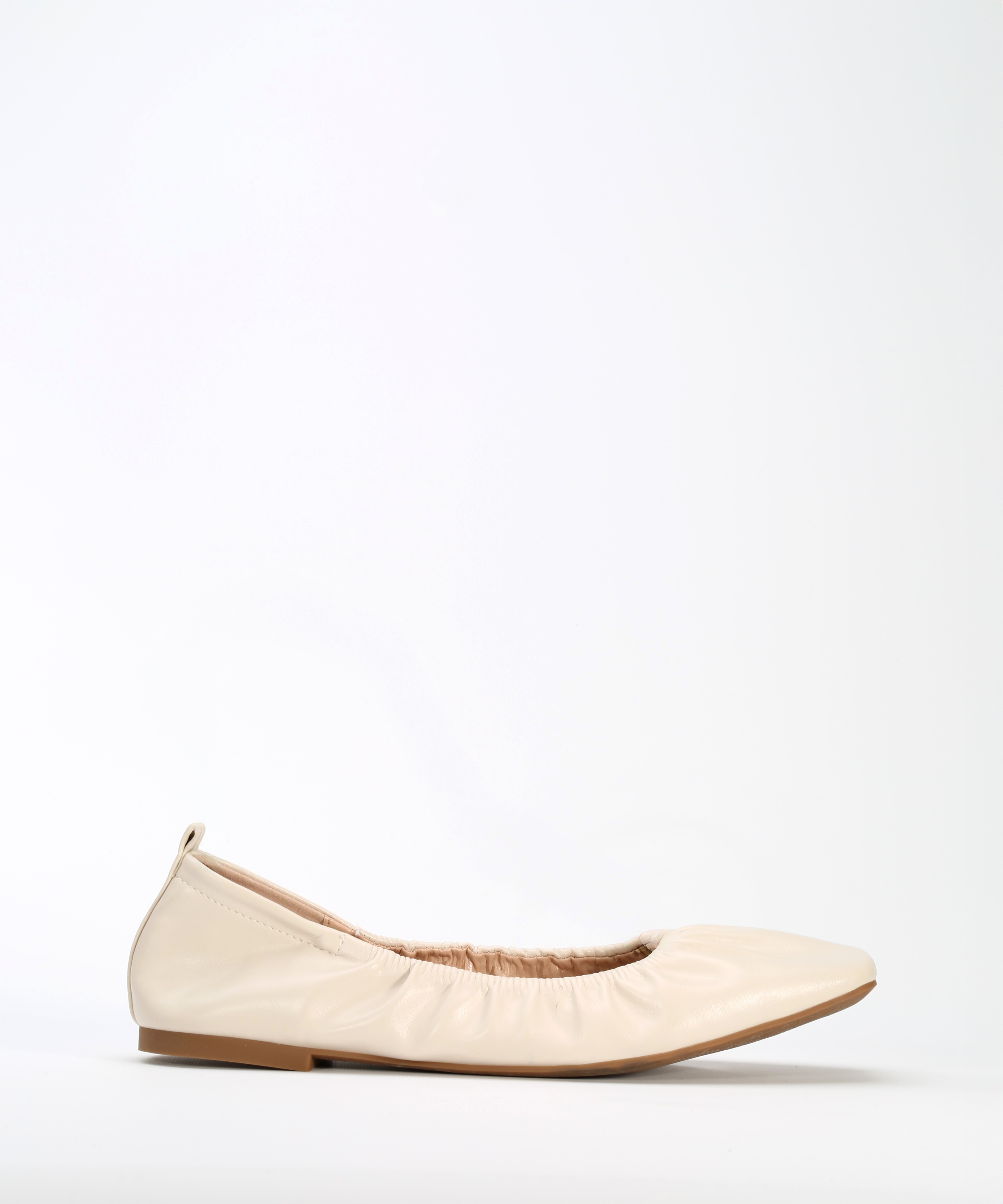 Sabrinas franzidas image number null